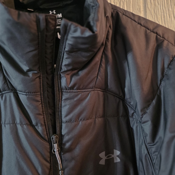 Under Armour Black Puffer Jacket / Worn Only a Few Times.   No Show Of Wear. - Picture 6 of 6